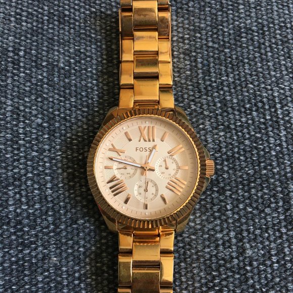Fossil Rose Gold Watch - Picture 5 of 6